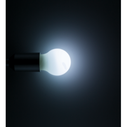 Changement de couleur LED lampe de poche ampoule lampe porte-clés